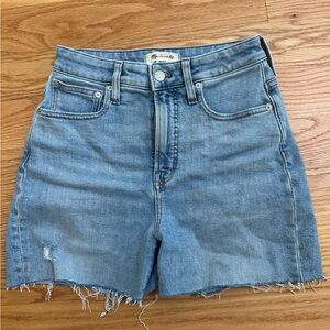 Madewell Curvy Perfect Vintage Jean Cutoff Shorts